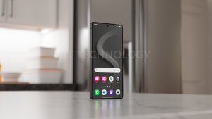 Galaxy S26 Set to Revolutionize Charging Speeds with 60W Wired and 25W Wireless Boosts! 3 Samsung Galaxy S26 Ultra Front Display