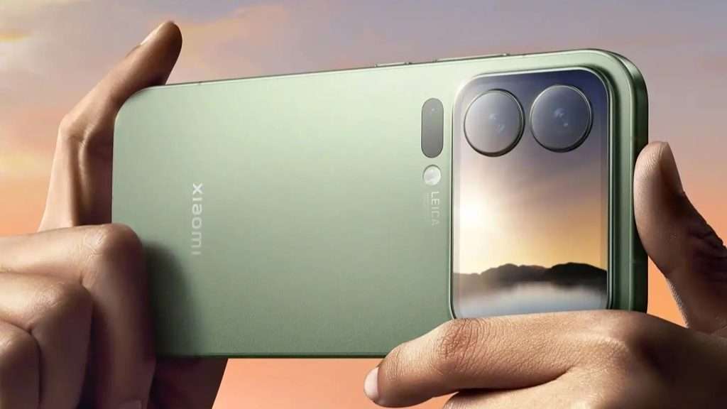 Xiaomi 18 Could Feature 200MP Periscope Telephoto Across All Models, Surpassing Galaxy S26 and Pixel 10 2 Xiaomi 17 rear